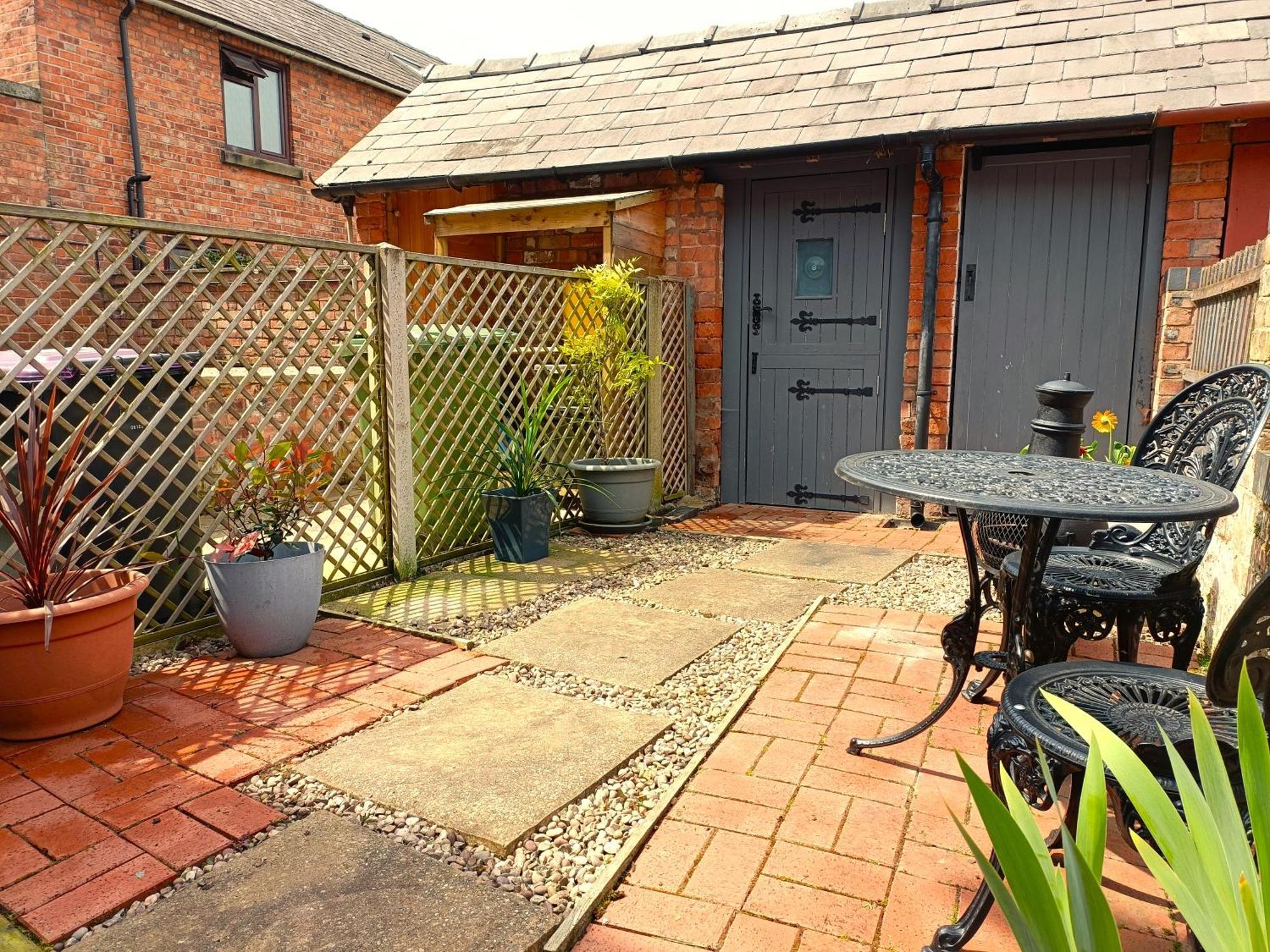 Charming Terrace Home In Whitchurch Whitchurch  Exterior photo